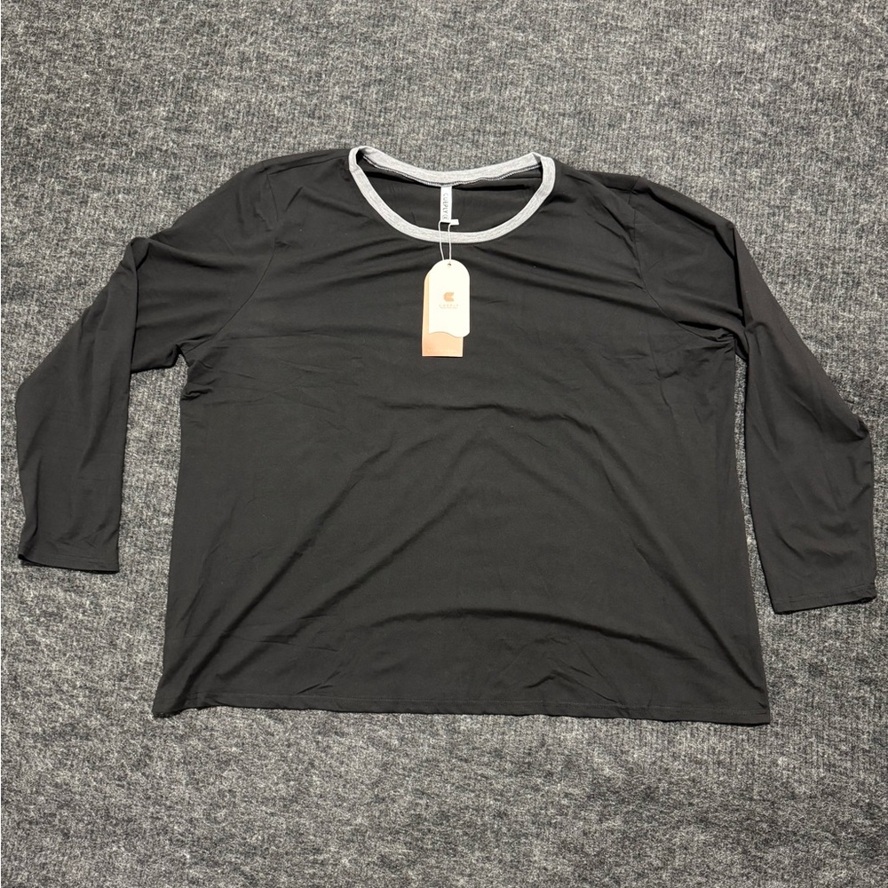 Cueply Black Long Sleeve Top